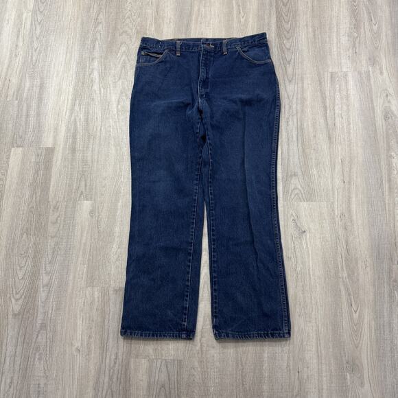 Vintage Wrangler Jeans Mens 38x30 Blue Denim Straight Leg USA Made Western Rodeo - Picture 1 of 11